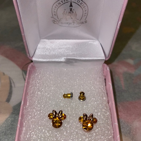 DISNEYPARKS EXCLUSIVE— THE AUTHENTIC ORIGINAL DISNEYPARKS JEWELRY COLLECTION